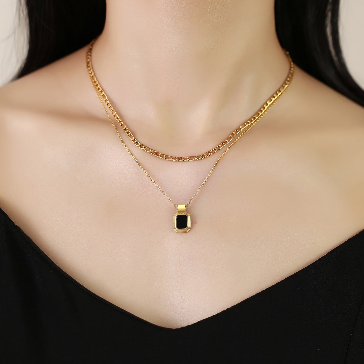 Double Layer Square Pendant Necklace